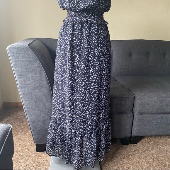 WHO WHAT WEAR SLEEVELESS MAXI DRESS - Picture 4 of 9